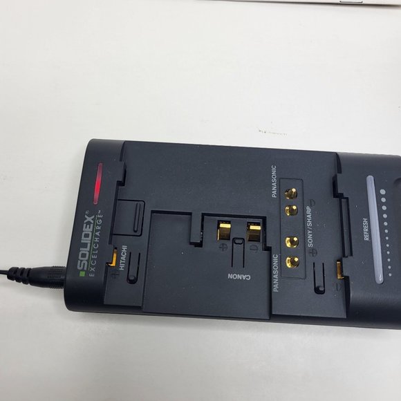Solidex VC-88 Video Battery Reconditioner & Quick Charger VHS-c Compatible - Picture 7 of 16